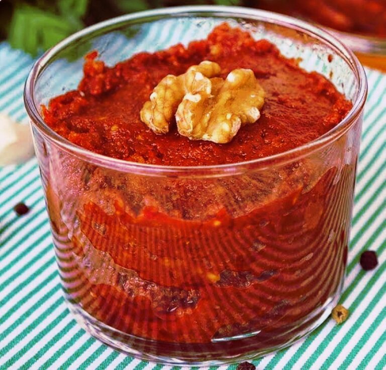 MUHAMMARA – TURKISH TOMATO & PEPPER PASTE DIP RECIPE